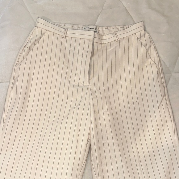 Abercrombie & Fitch Women's Cream Pinstripe Pants - Picture 3 of 4